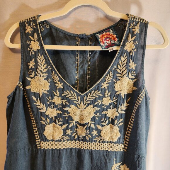 JOHNNY WAS 100% LINEN BLUE SHIFT DRESS IVORY FLORAL EMBROIDERY SIZE SMALL BOHO - Picture 3 of 11